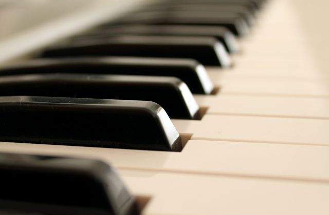 "Concert nr. 2 pentru pian" de Serghei Rahmaninov, vineri, la Sala Radio