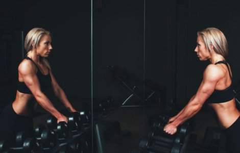 Ce trebuie să conțină geanta de sală