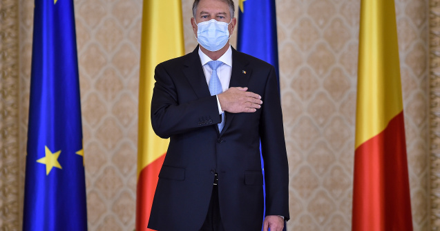 Klaus Iohannis a eliberat din funcție mai mulți judecători