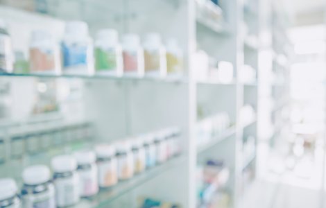 O nouă lovitură pentru românii bolnavi. Pastilele, mai scumpe cu 40%