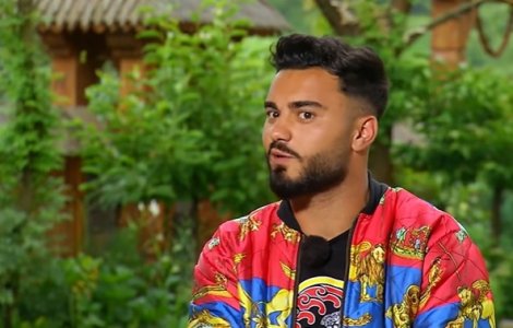 Jador, adevăratul motiv pentru care și-a cunoscut tatăl în urmă cu șase ani! Mărturisirile dureroase ale cântărețului: „Mă rupea cu bătaia”