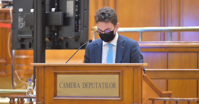 Iulian Bulai critică pragurile diferite propuse de CNSU: Virusul, în România, se duce la spectacole, concerte și filme