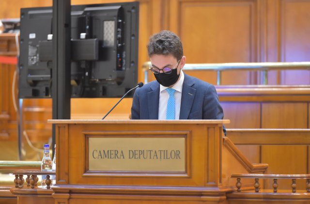 Iulian Bulai critică pragurile diferite propuse de CNSU: Virusul, &icirc;n Rom&acirc;nia, se duce la spectacole, concerte și filme