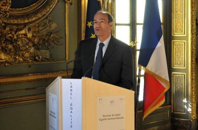 Ministrul muncii din Franta: Demisie din cauza mostenitoarei L&#39;Oreal?