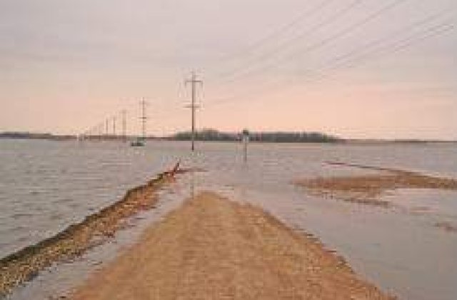 Apele fac ravagii in tara