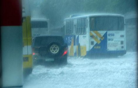 Bilantul MAI al inundatiilor: 19 morti si 2 persoane disparute