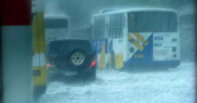 Bilantul MAI al inundatiilor: 19 morti si 2 persoane disparute