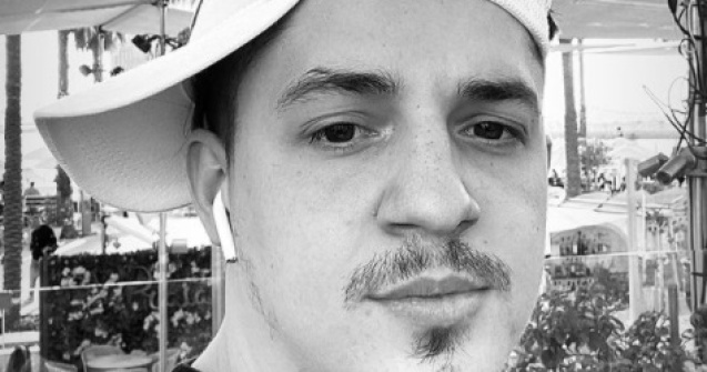 Bogdan de la Ploiești vrea să se mute din România! Anunțul trist făcut de artist: „Miroase a bani pe stradă”