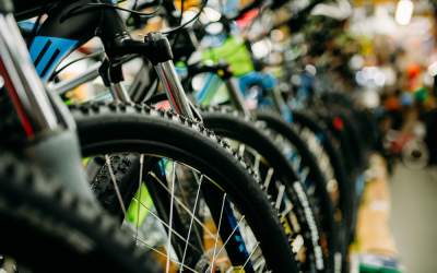 Universitatea Naţională de...