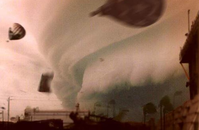 Alex, primul uragan al sezonului din Atlantic