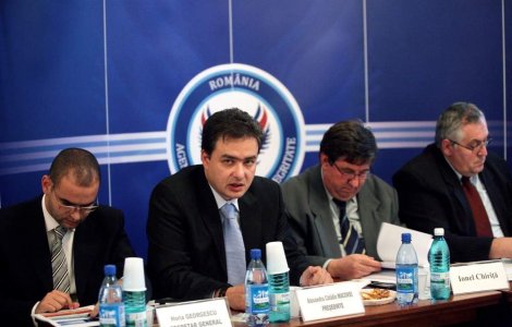 Oficialii ANI ar trebui arestati?