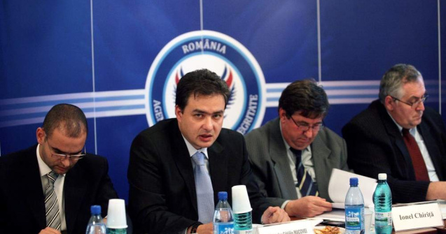 Oficialii ANI ar trebui arestati?