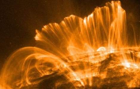 NASA avertizeaza: Terra va fi lovita in curand de explozii solare