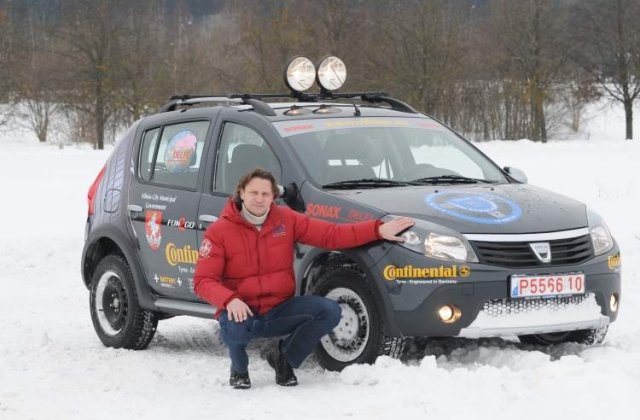 Record mondial cu Dacia Sandero - 16.000 km in 12 zile