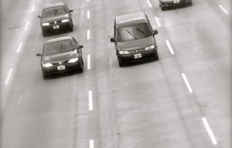 Guvernul a majorat impozitele pentru toate autovehiculele