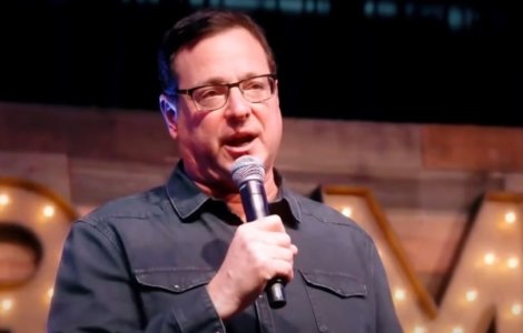 Actorul Bob Saget a fost găsit mort într-o cameră de hotel