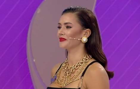 De la ce au pornit certurile dintre Raluca Dumitru și Amna! Fosta concurentă de la Survivor, cel mai sincer interviu