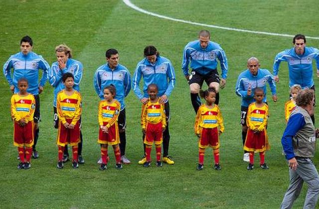 Drama Africii: Uruguay, in sferturi