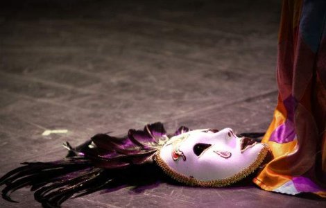 Studiu: Cat timp aloca romanii activitatilor culturale