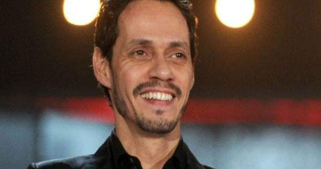 Marc Anthony s-a despartit Chloe Green dupa un an de relatie