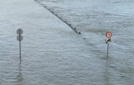 Alerte de inundatii in Marea Britanie
