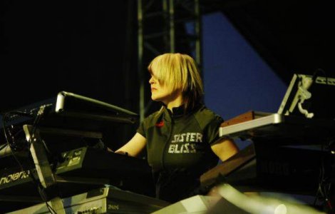 Faithless petrece in backstage dupa fiecare concert