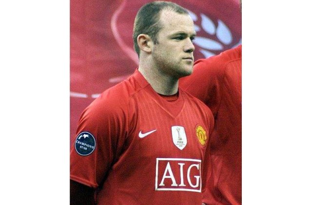 Ferguson sare in apararea lui Rooney