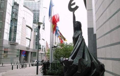 Lupta impotriva presei din Romania, in Parlamentul European