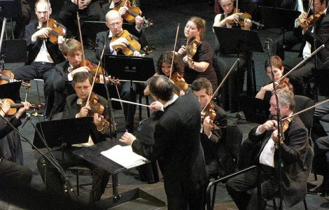 Thailanda: Dirijor rus, arestat pentru pornografie infantila