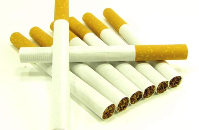 Preot retinut pentru contrabanda de tigari