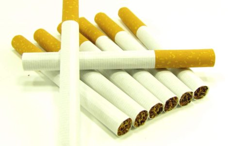 Preot retinut pentru contrabanda de tigari