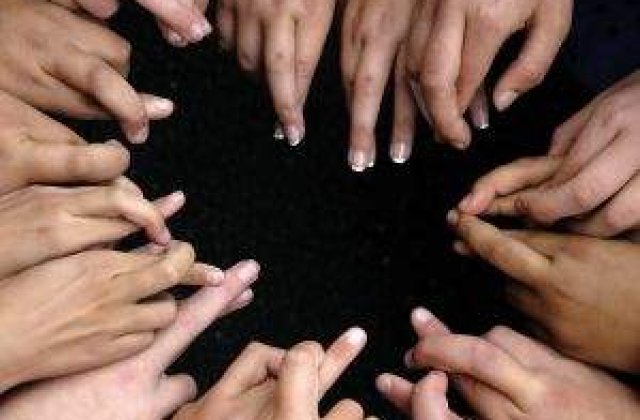 Increderea romanilor, la cele mai mici cote din ultimii 10 ani