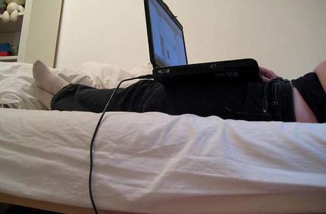 Care e primul lucru pe care-l fac femeile dimineata?