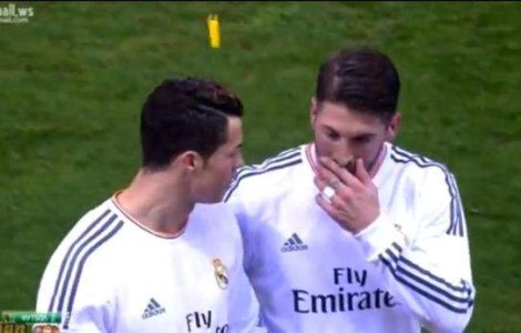  Video  Ronaldo, lovit de o bricheta in timpul meciului cu Atletico