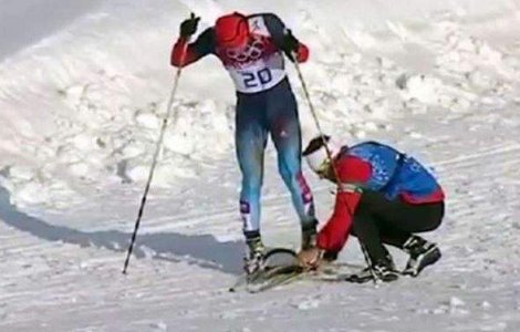  Jo  Gest emotionat la Soci! Fondist rus, ajutat de un canadian
