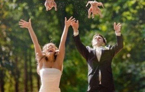  Top  Cele mai bizare poze de Valentine`s Day