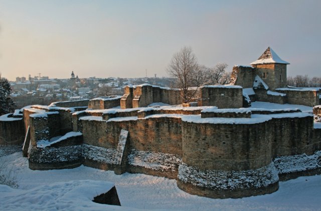 Muzeul de Istorie şi Cetatea de Scaun din Suceava vor fi deschise pentru vizitatori de Ziua Unirii