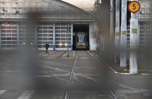 Greva angajaților STB continuă. În prezent, societatea asigură 25% din capacitate