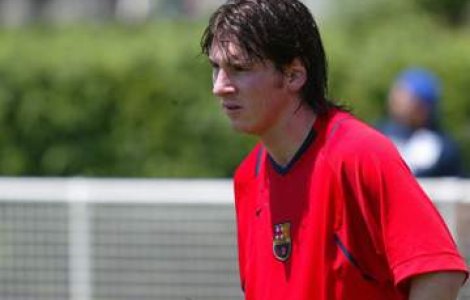 Spania, ajutata de Messi in semifinala