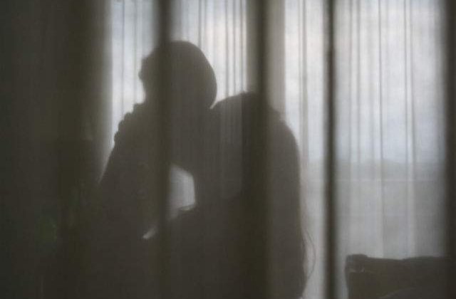 Conversatiile ca de la adult la adult cu bebelusii le stimuleaza intelectul