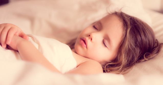  Top  TREI motive pentru care nu doarme bine copilul tău