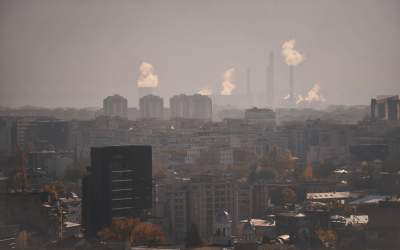 România sufocată. Berceanu:...