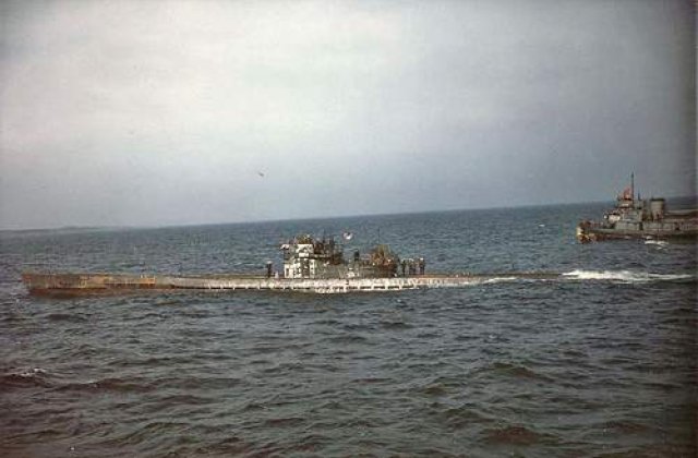 Doua submarine germane au dat o mana de ajutor scufundarii economice a Greciei