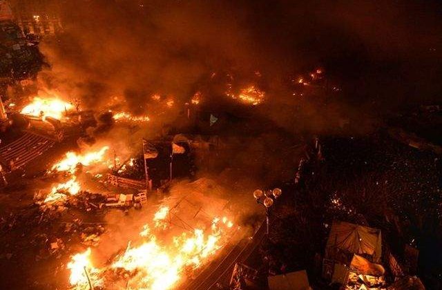 [VIDEO] Ucraina, in pragul unui RAZBOI CIVIL: Peste 25 de morti si 350 de raniti