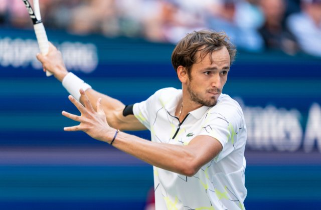 Daniil Medvedev, amendat cu 12.000 dolari la Australian Open pentru comportament inadecvat față de arbitrul de scaun