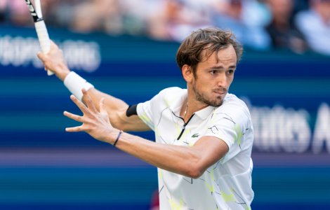 Daniil Medvedev, amendat cu 12.000 dolari la Australian Open pentru comportament inadecvat față de arbitrul de scaun