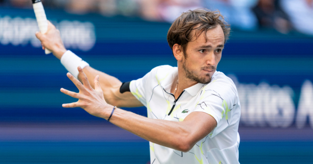 Daniil Medvedev, amendat cu 12.000 dolari pentru comportament față de arbitru