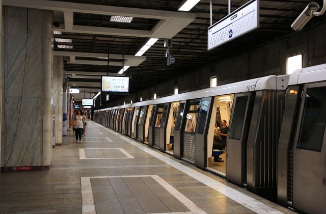 &bdquo;Oraşul M&rdquo; - Stațiile de metrou din Capitală, pictate voluntar de tineri artiști