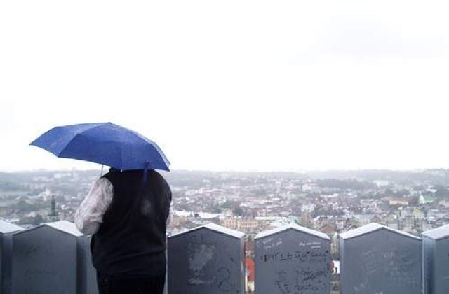 Ucraina, "acoperita" de ploi torentiale