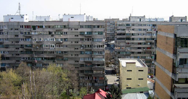 Debransatii, obligati sa achite caldura de la vecini